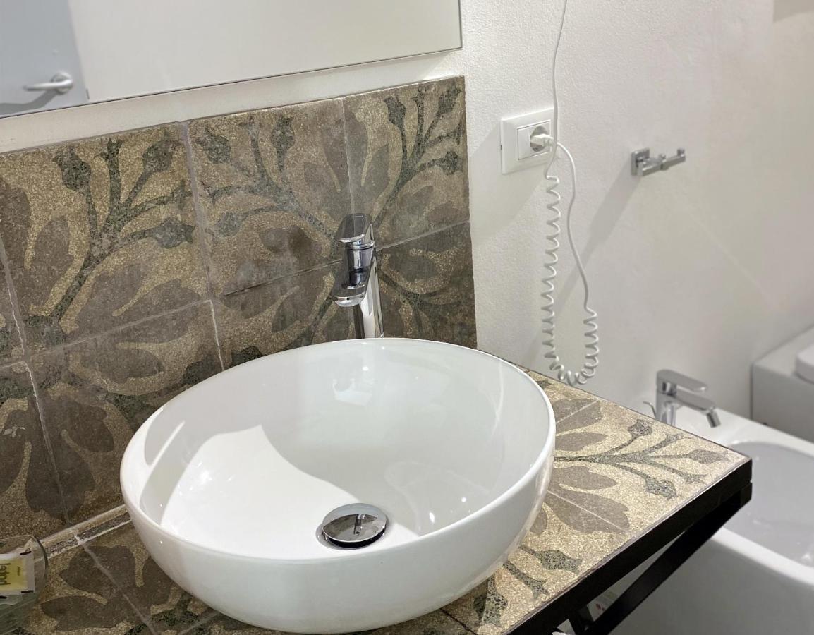 Settegrana Suite Con Vasca Idromassaggio Cinisi Esterno foto