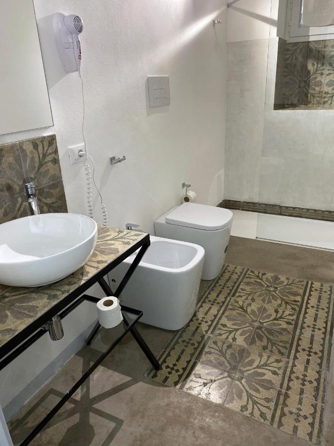 Settegrana Suite Con Vasca Idromassaggio Cinisi Esterno foto